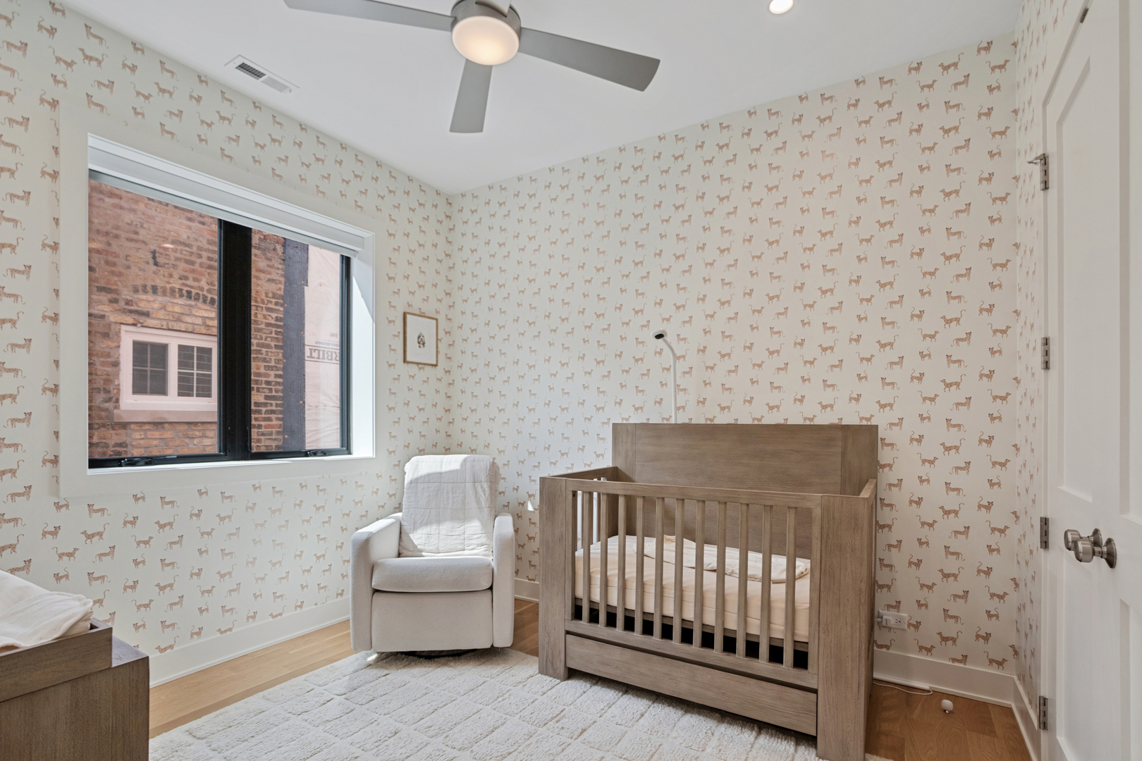 2004 West Addison Street, Unit 2W Chicago, IL 60618 - Photo 12 of 18
