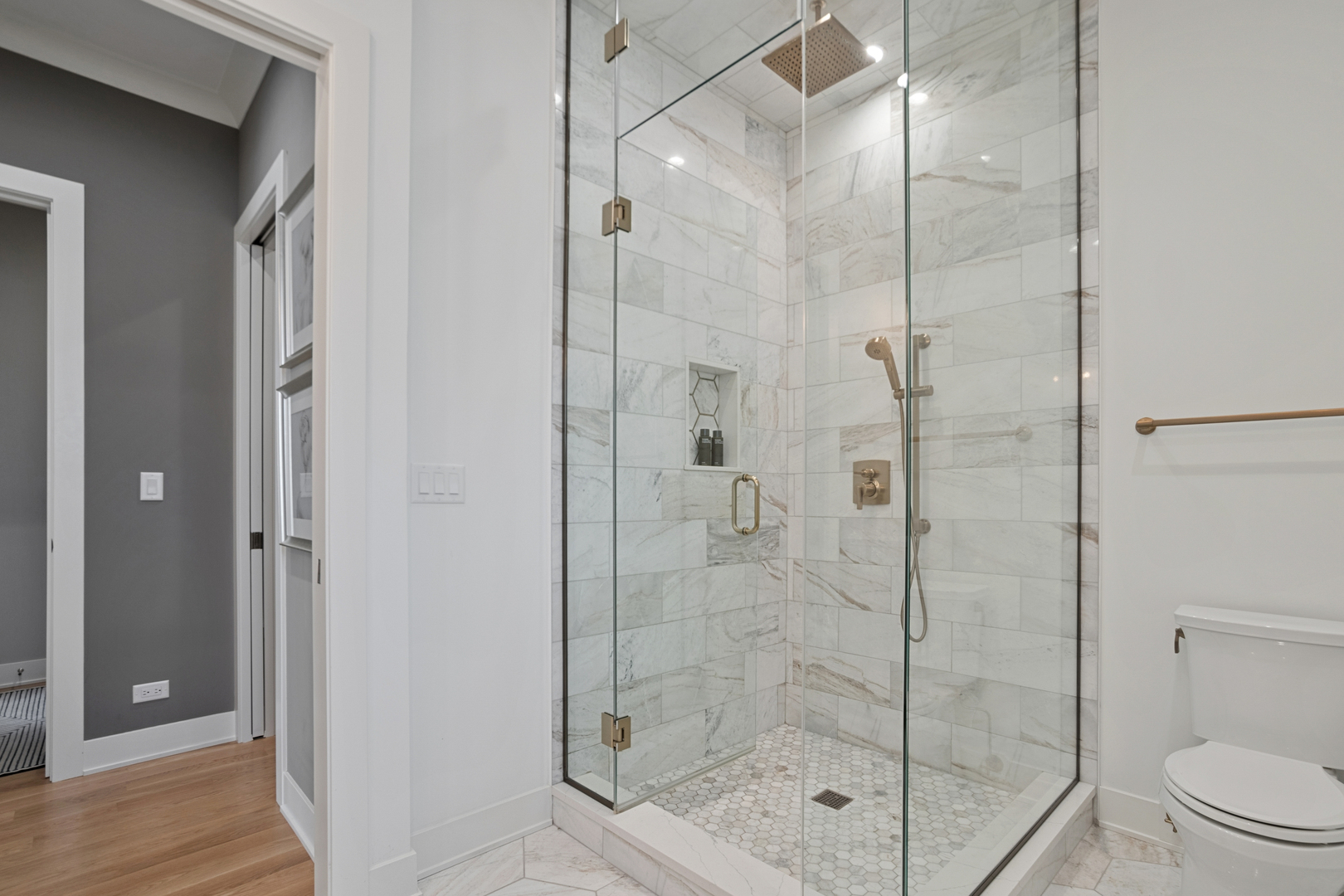 2004 West Addison Street, Unit 2W Chicago, IL 60618 - Photo 10 of 18