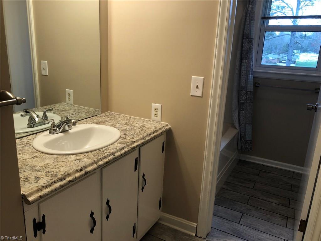1142 Hedgecock Road High Point, NC 27265 - Photo 18 of 29 Gallery Image 18