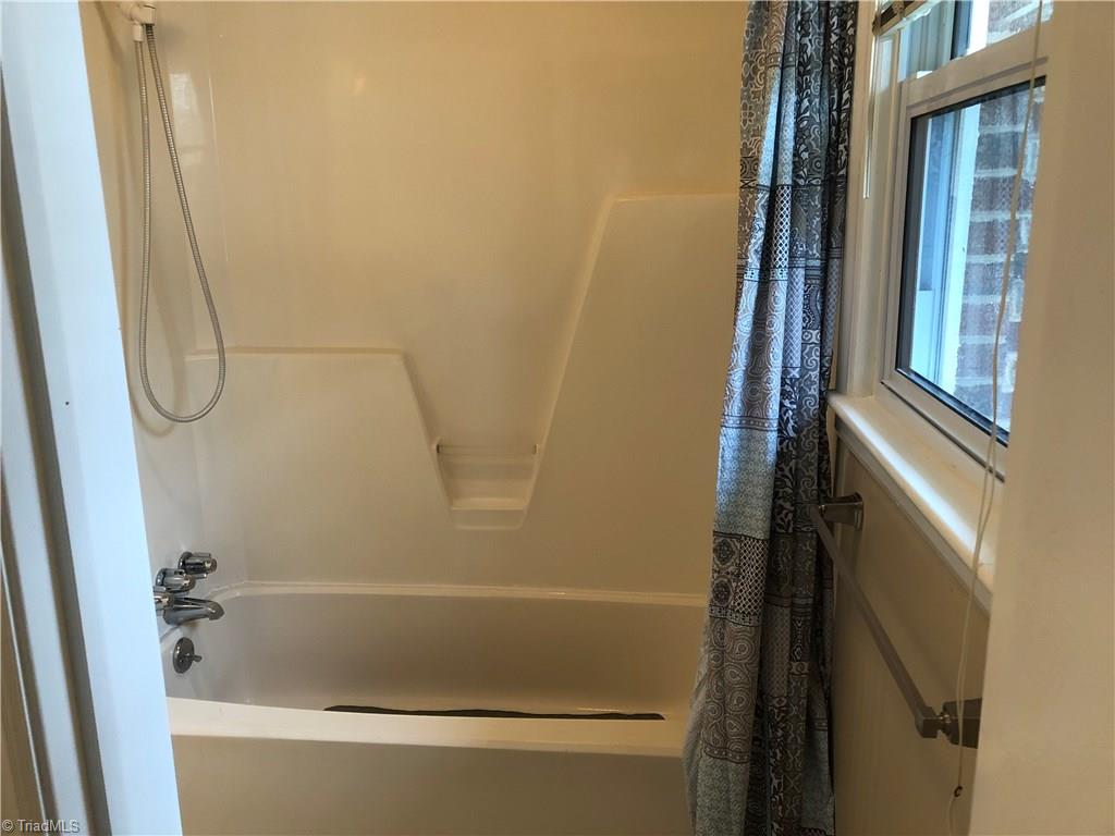 1142 Hedgecock Road High Point, NC 27265 - Photo 19 of 29 Gallery Image 19