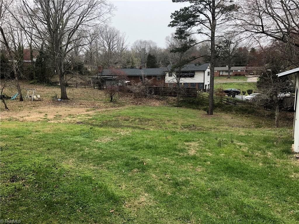 1142 Hedgecock Road High Point, NC 27265 - Photo 5 of 29 Gallery Image 5