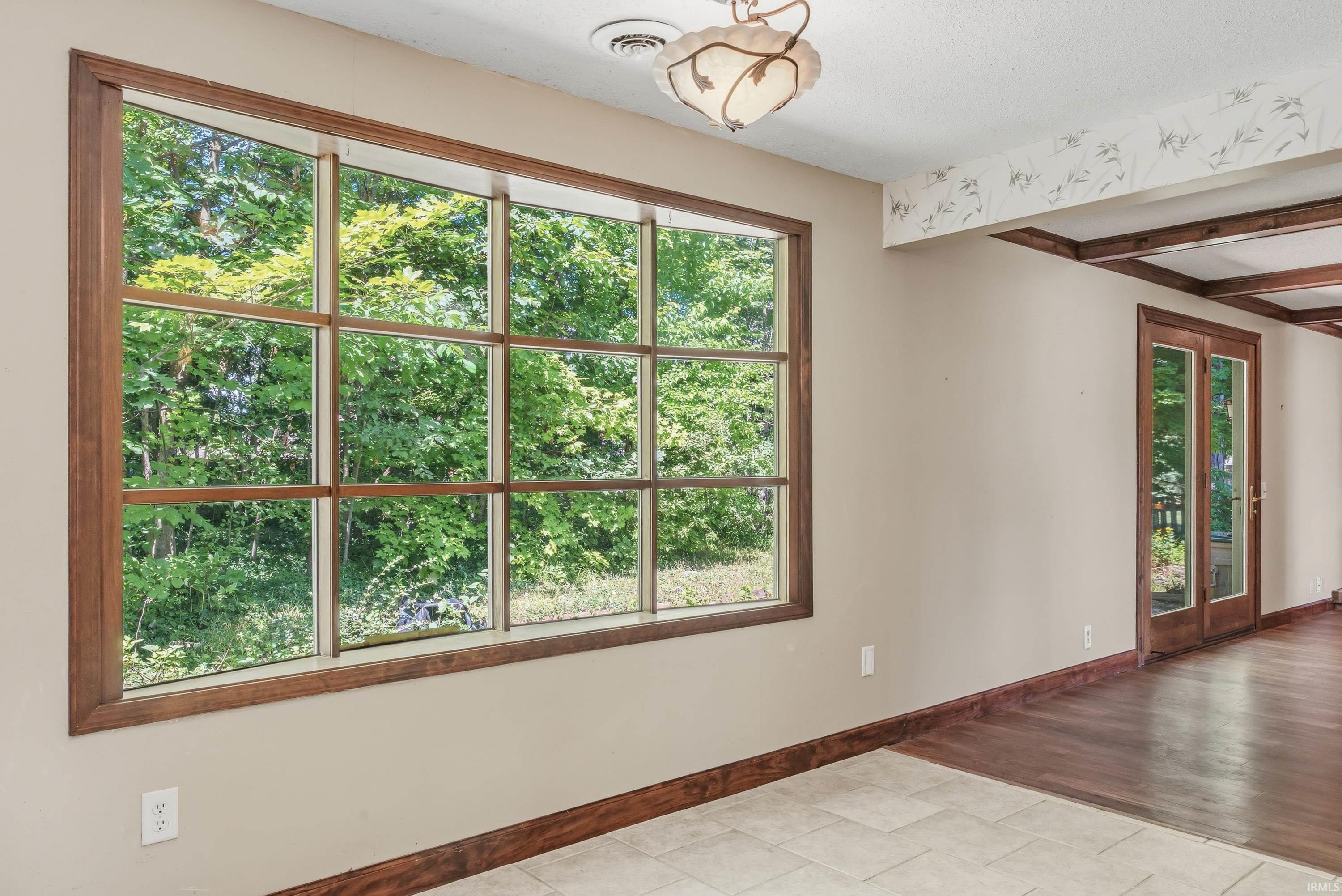 6711 Rockingham Drive Fort Wayne, IN 46835 - Photo 12 of 31
