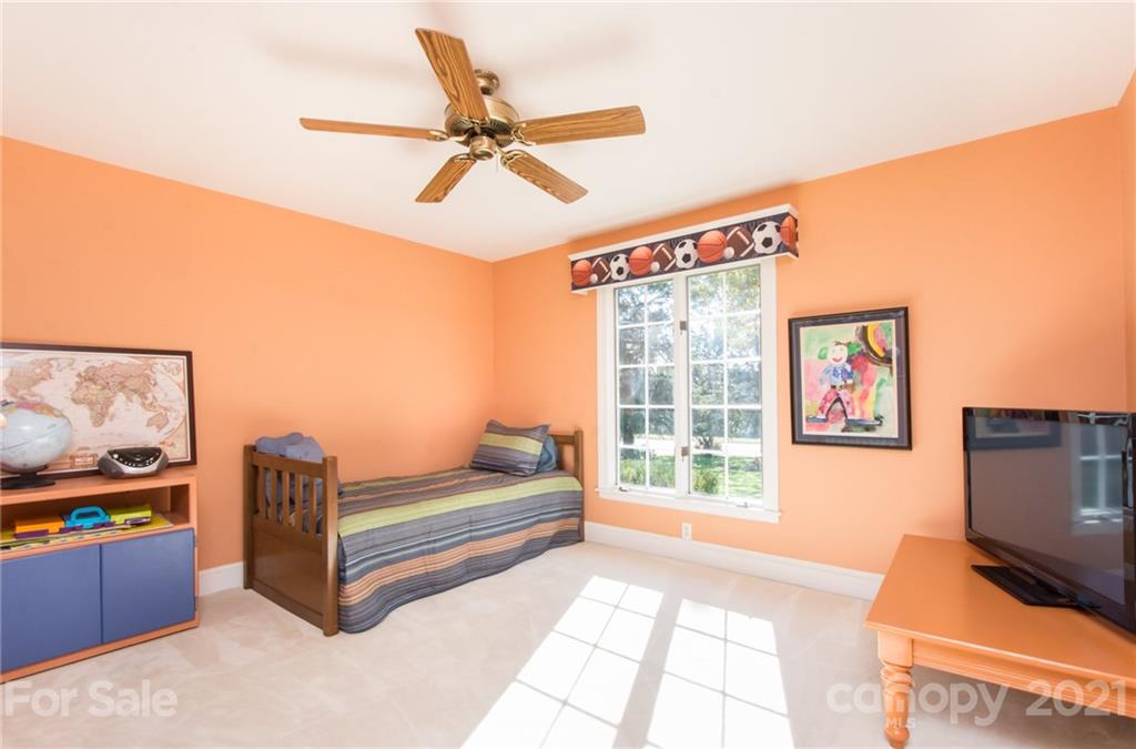 6955 Old Providence Road Charlotte, NC 28226 - Photo 27 of 44 a living room with furniture and a window