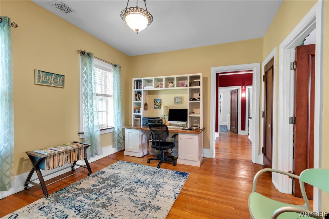 357 Lebrun Road Amherst, NY 14226 - Photo 28 of 50