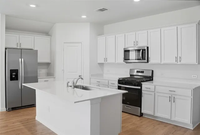 $1,899 | 445 Mustang Lake Circle, Buda, TX 78610