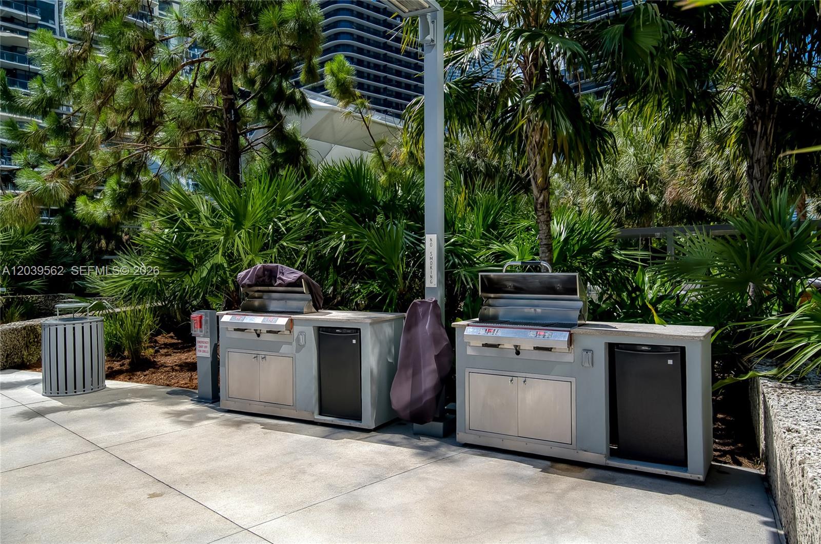 88 Southwest 7th Street, Unit 1006 Miami, FL 33130 - Photo 35 of 49