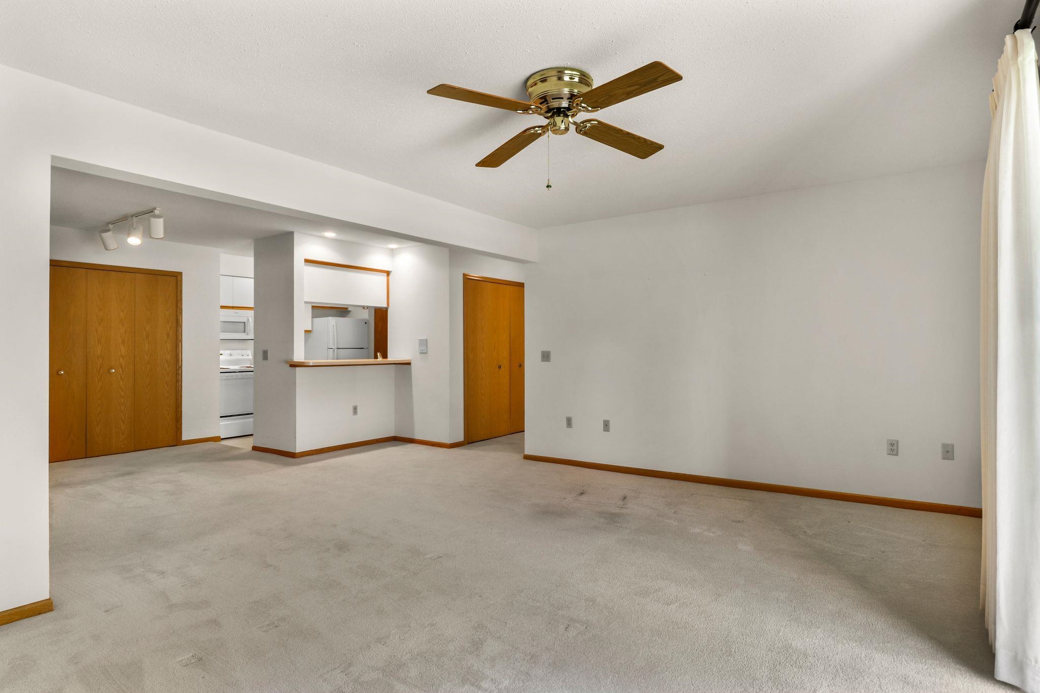965 Park, Unit 101 Oregon, WI 53575 - Photo 19 of 31