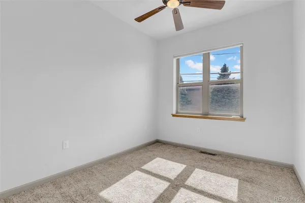 $2,800 | 5 East 51st Avenue, Denver, CO 80216