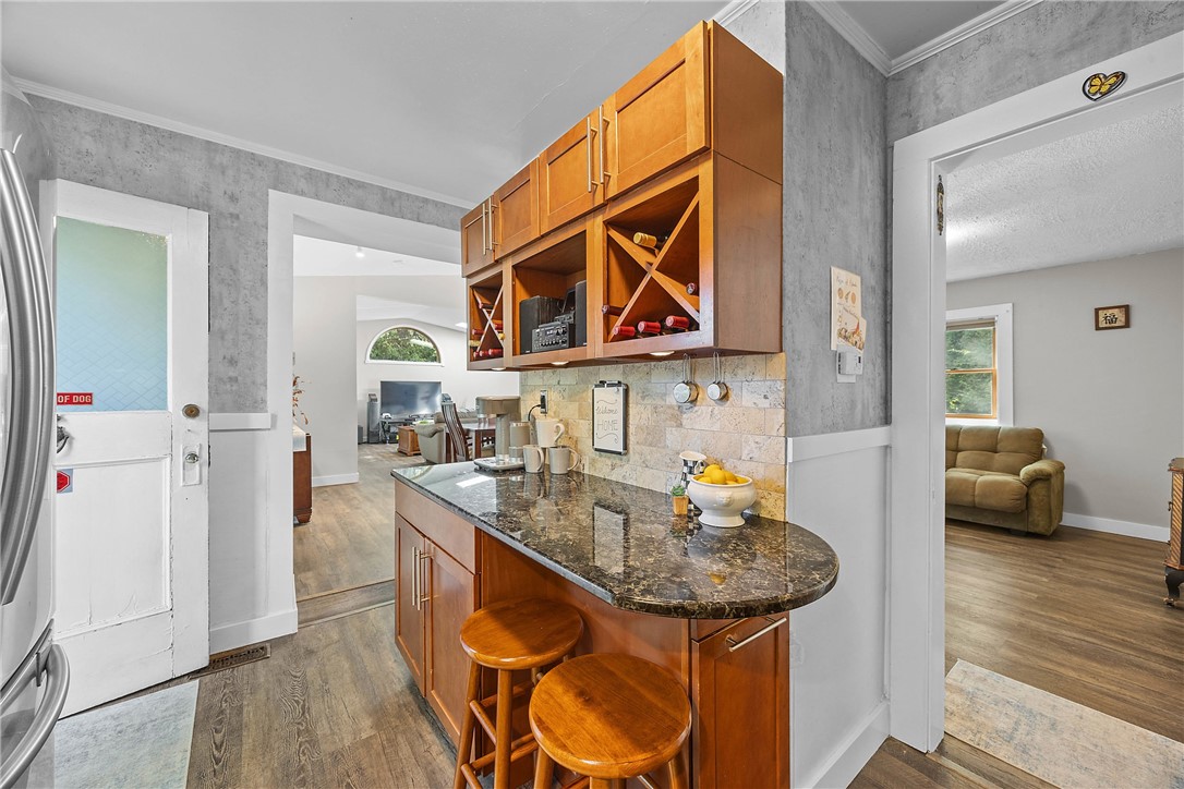 171 Pardee Road Irondequoit, NY 14609 - Photo 16 of 47