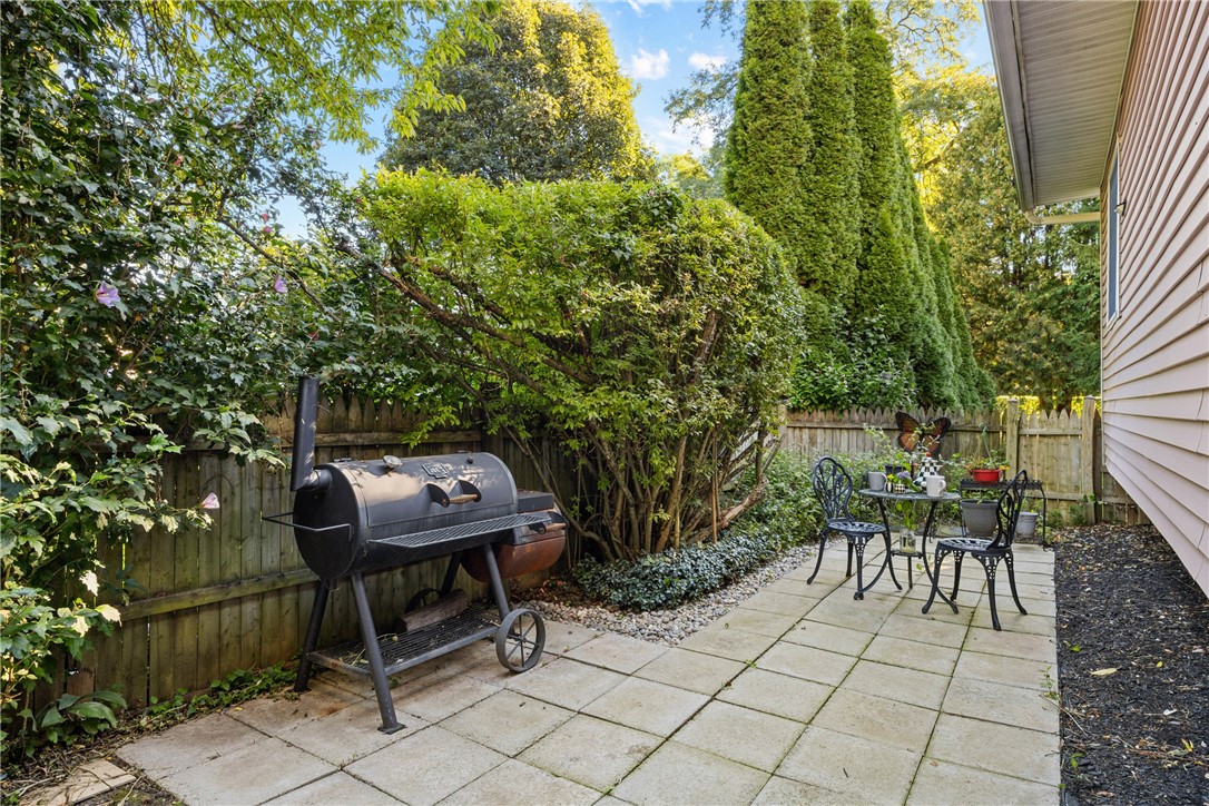 171 Pardee Road Irondequoit, NY 14609 - Photo 40 of 47