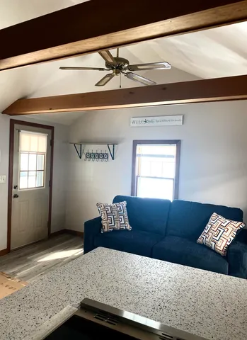 $1,800 | 35 Fuller Acres, Unit 5, Hampton, NH 03842