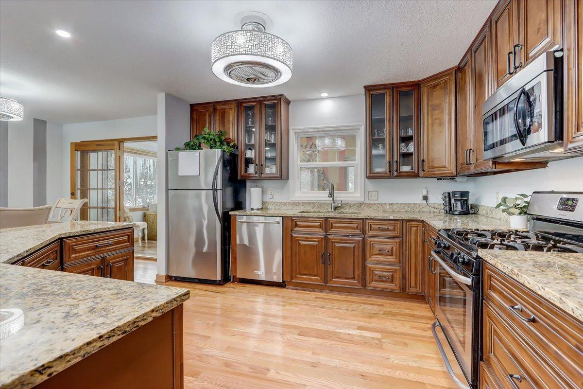 14771 Easter Avenue Apple Valley, MN 55124 - Photo 5 of 18