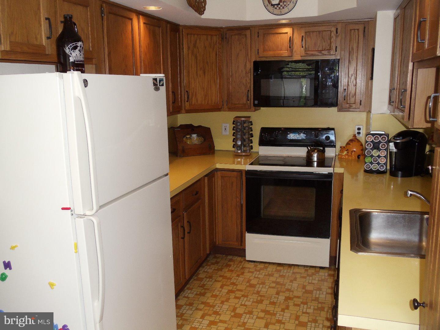 1468 Bluejay Road Abington, PA 19001 - Photo 12 of 25 Gallery Image 12