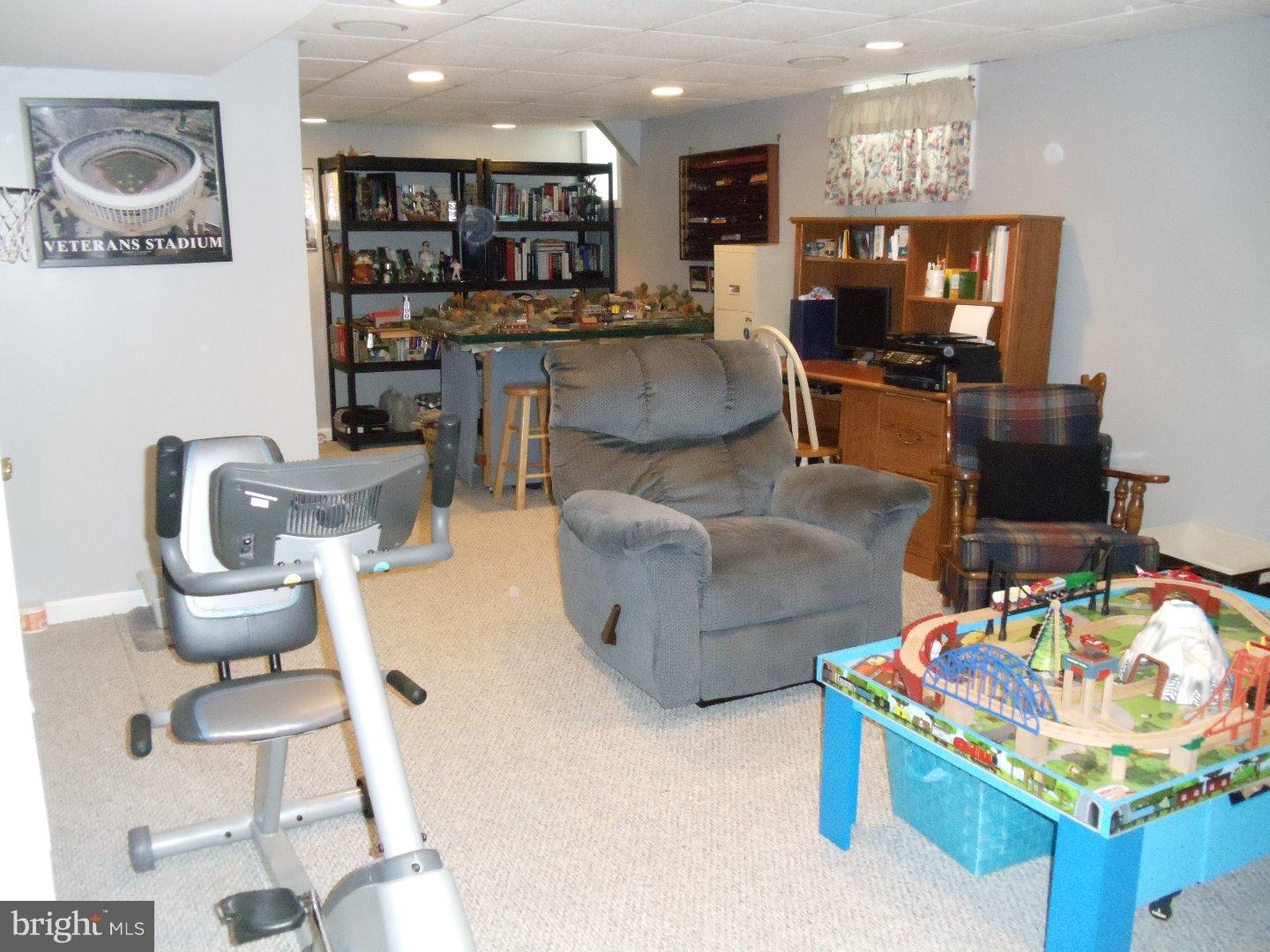 1468 Bluejay Road Abington, PA 19001 - Photo 16 of 25 Gallery Image 16