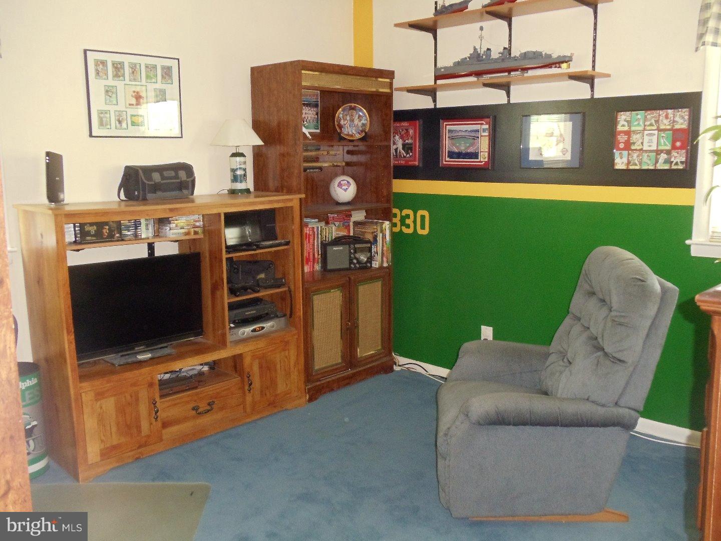1468 Bluejay Road Abington, PA 19001 - Photo 18 of 25 Gallery Image 18
