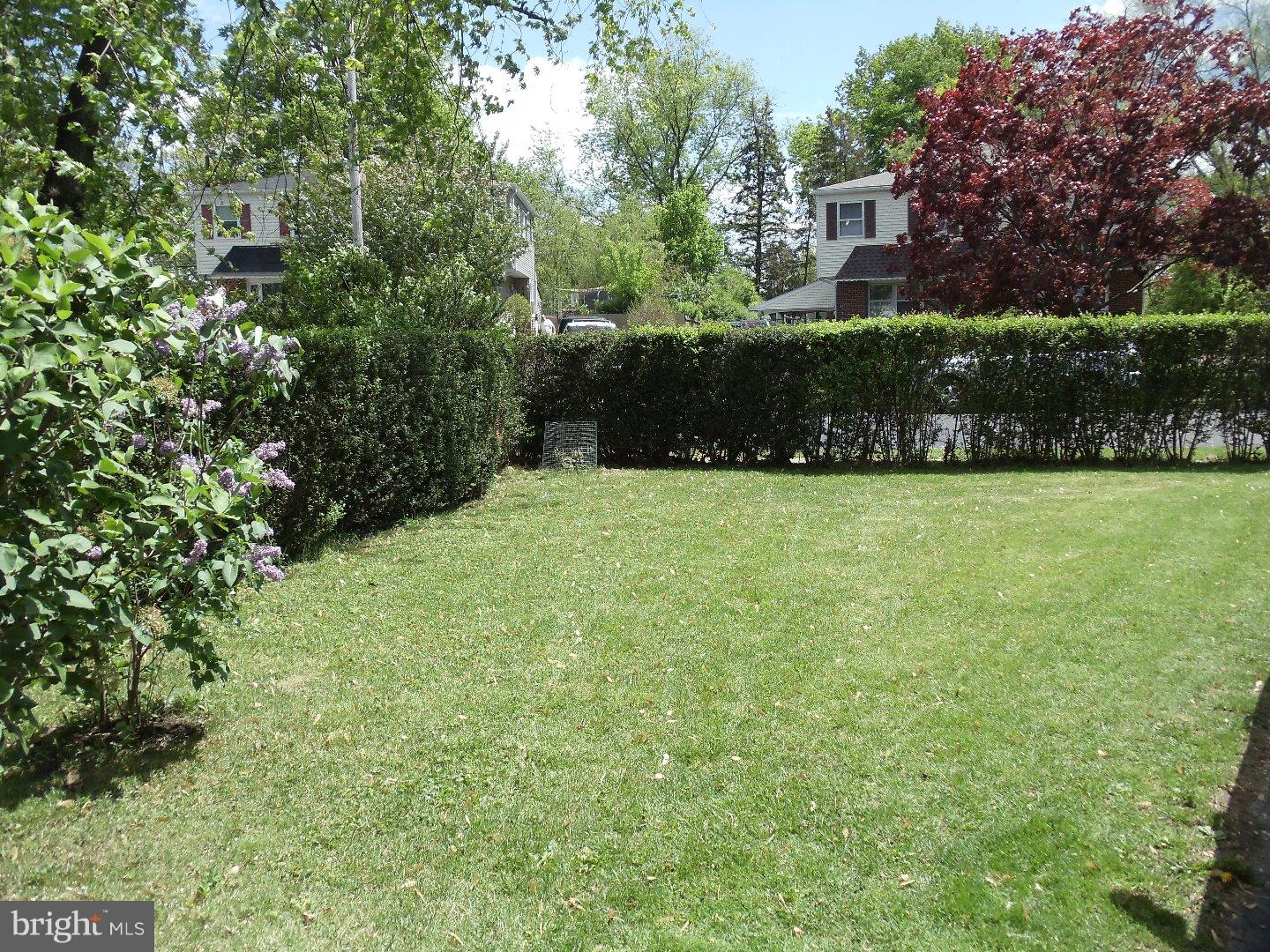 1468 Bluejay Road Abington, PA 19001 - Photo 4 of 25 Gallery Image 4