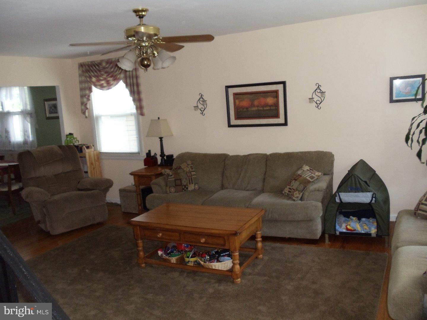 1468 Bluejay Road Abington, PA 19001 - Photo 9 of 25 Gallery Image 9
