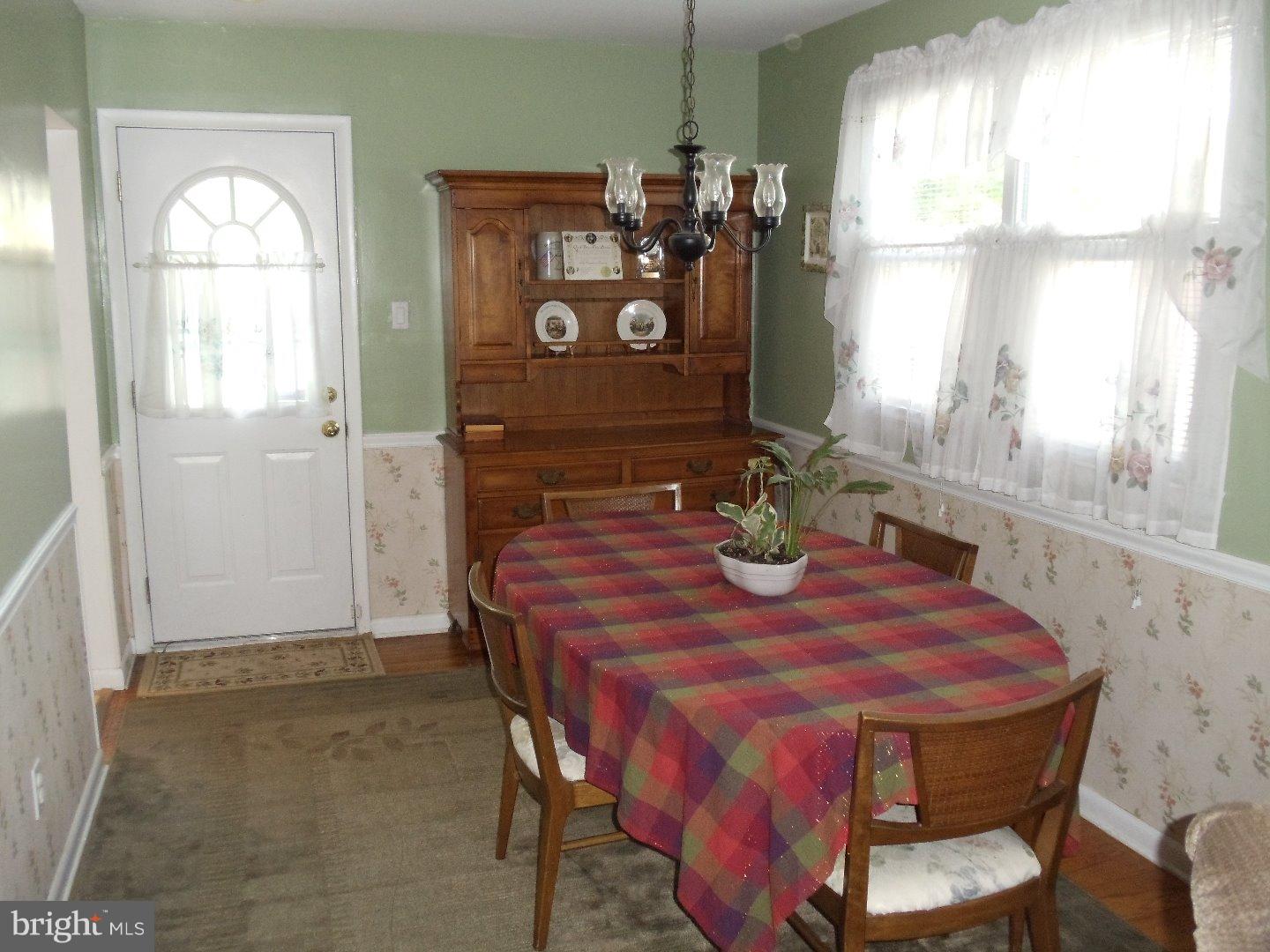 1468 Bluejay Road Abington, PA 19001 - Photo 10 of 25 Gallery Image 10