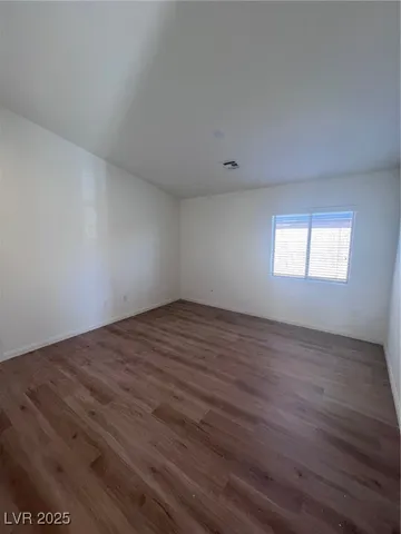 $1,800 | 5464 Tender Tulip Avenue, Las Vegas, NV 89139