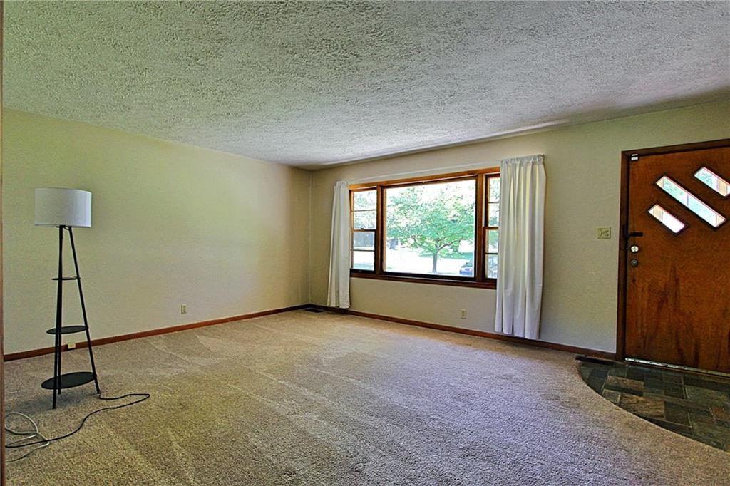 120 Heiny Road Indianapolis, IN 46217 - Photo 5 of 21 Gallery Image 5