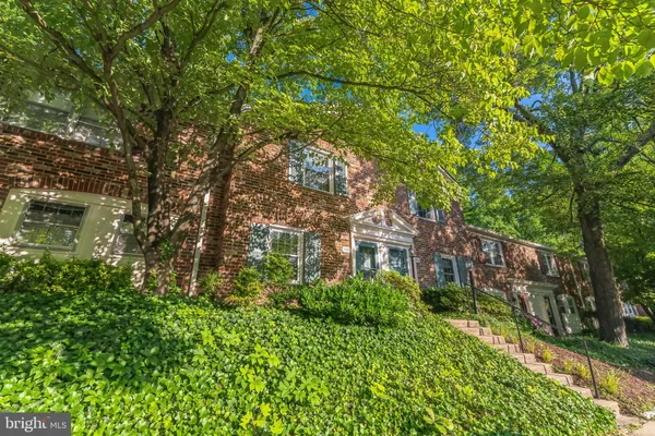 $2,600 | 5920 Prince George Drive, Springfield, VA 22152