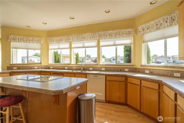 $195,000 | 1701 Burr Avenue, Unit 12, Moses Lake, WA 98837