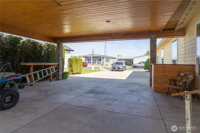 $195,000 | 1701 Burr Avenue, Unit 12, Moses Lake, WA 98837