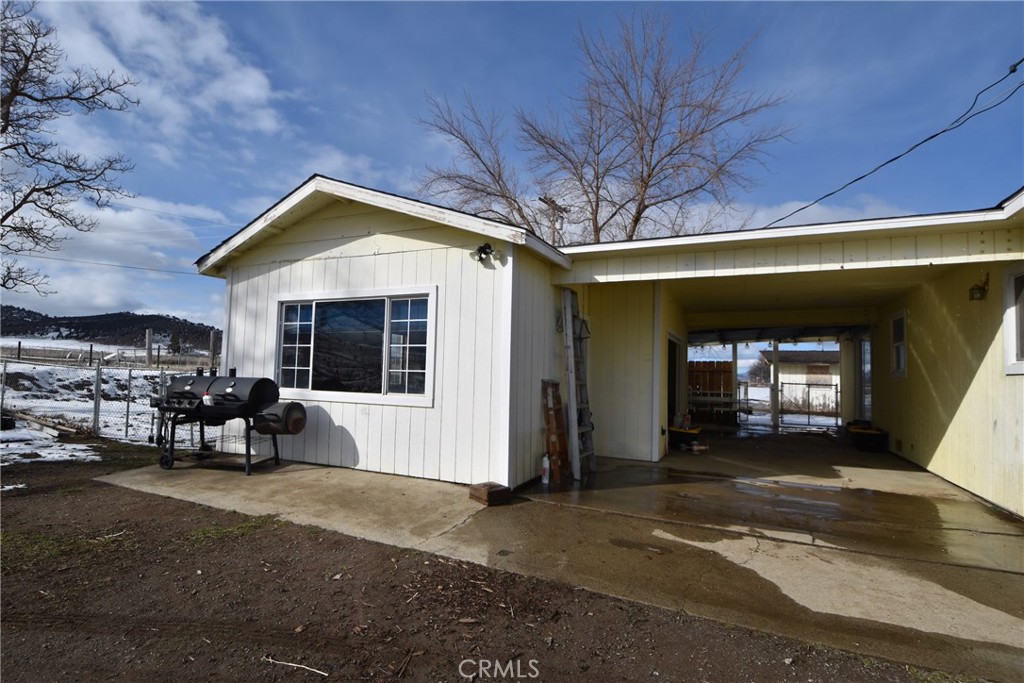 935 Truttman Lane Grenada, CA 96038 - Photo 43 of 44 a view of a house with patio