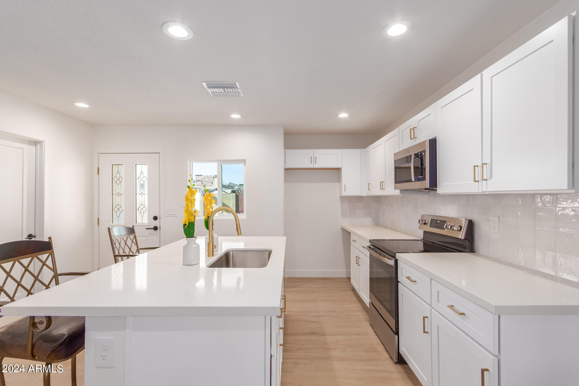 3955 East Wethersfield Road Phoenix, AZ 85032 - Photo 11 of 30 0014-14 - Wethersfield