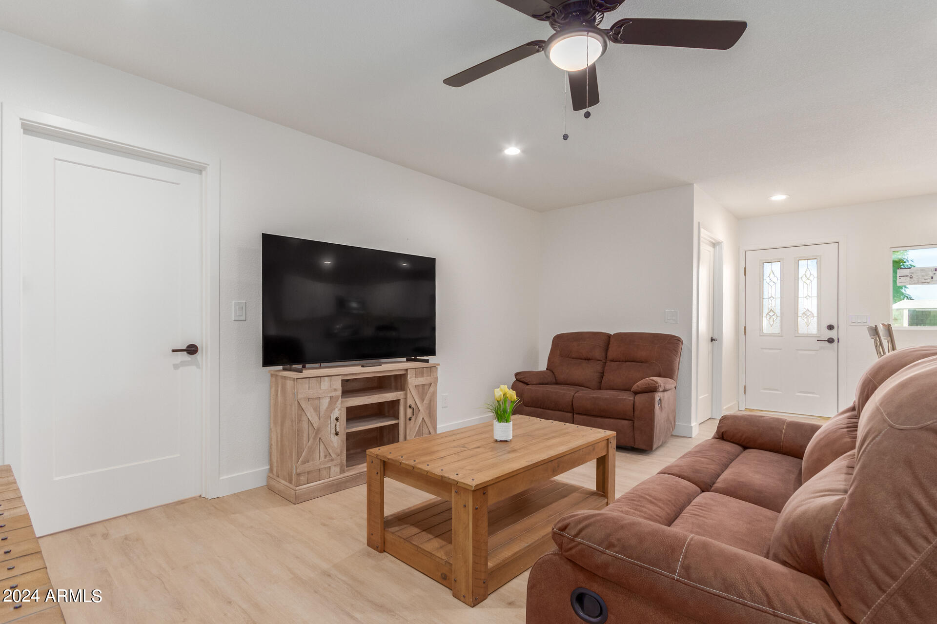 3955 East Wethersfield Road Phoenix, AZ 85032 - Photo 5 of 30 0007-07 - Wethersfield