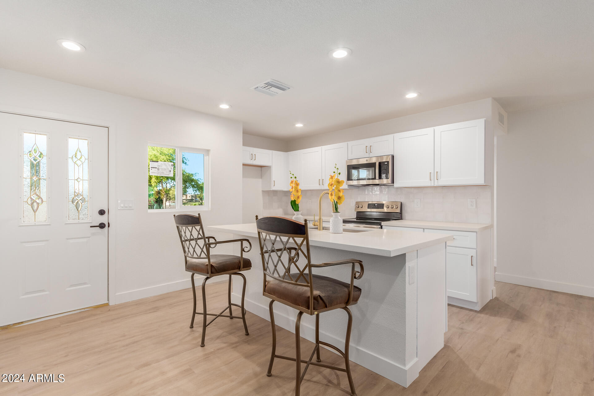 3955 East Wethersfield Road Phoenix, AZ 85032 - Photo 8 of 30 0010-10 - Wethersfield