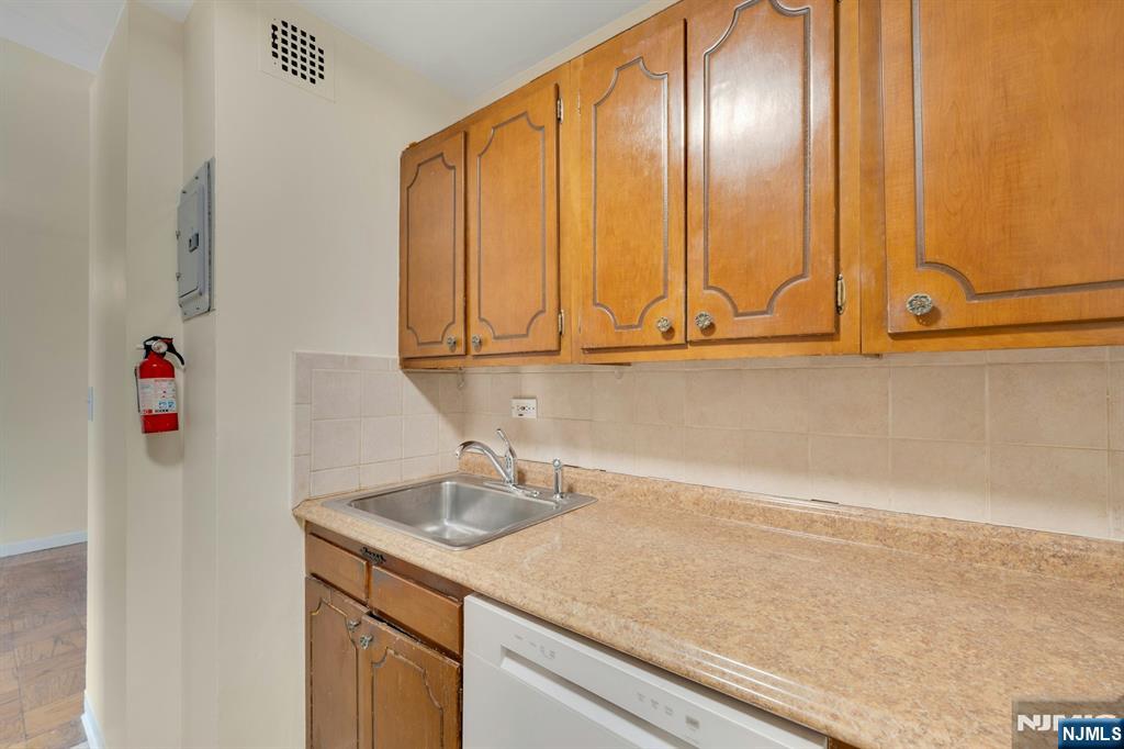 265 Main Street, Unit 209 Ridgefield Park, NJ 07660 - Photo 14 of 24