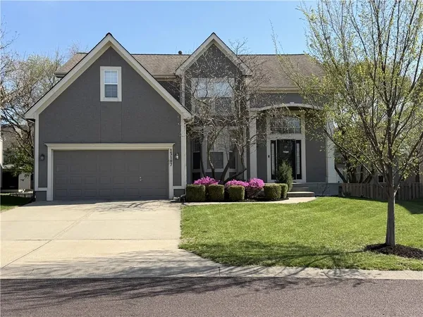 $525,000 | 13107 137th Court, Overland Park, KS 66221