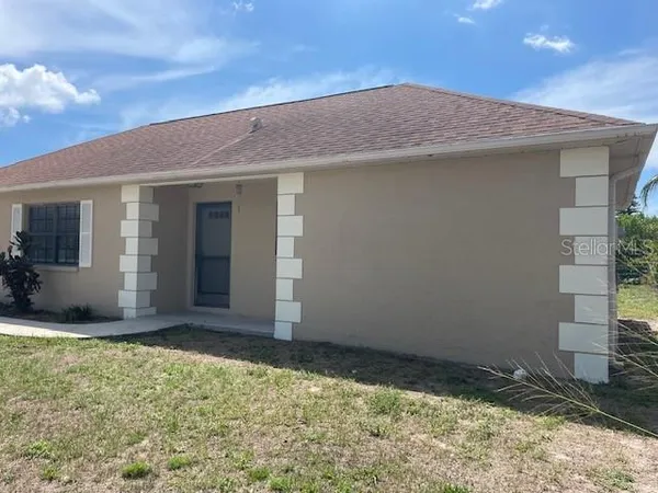 $1,700 | 1301 Greenlea Drive, Holiday, FL 34691