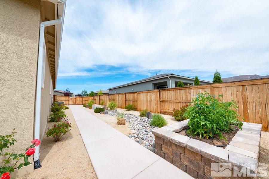 9850 Firefoot Lane Reno, NV 89521 - Photo 28 of 40 a view of a terrace with sky view