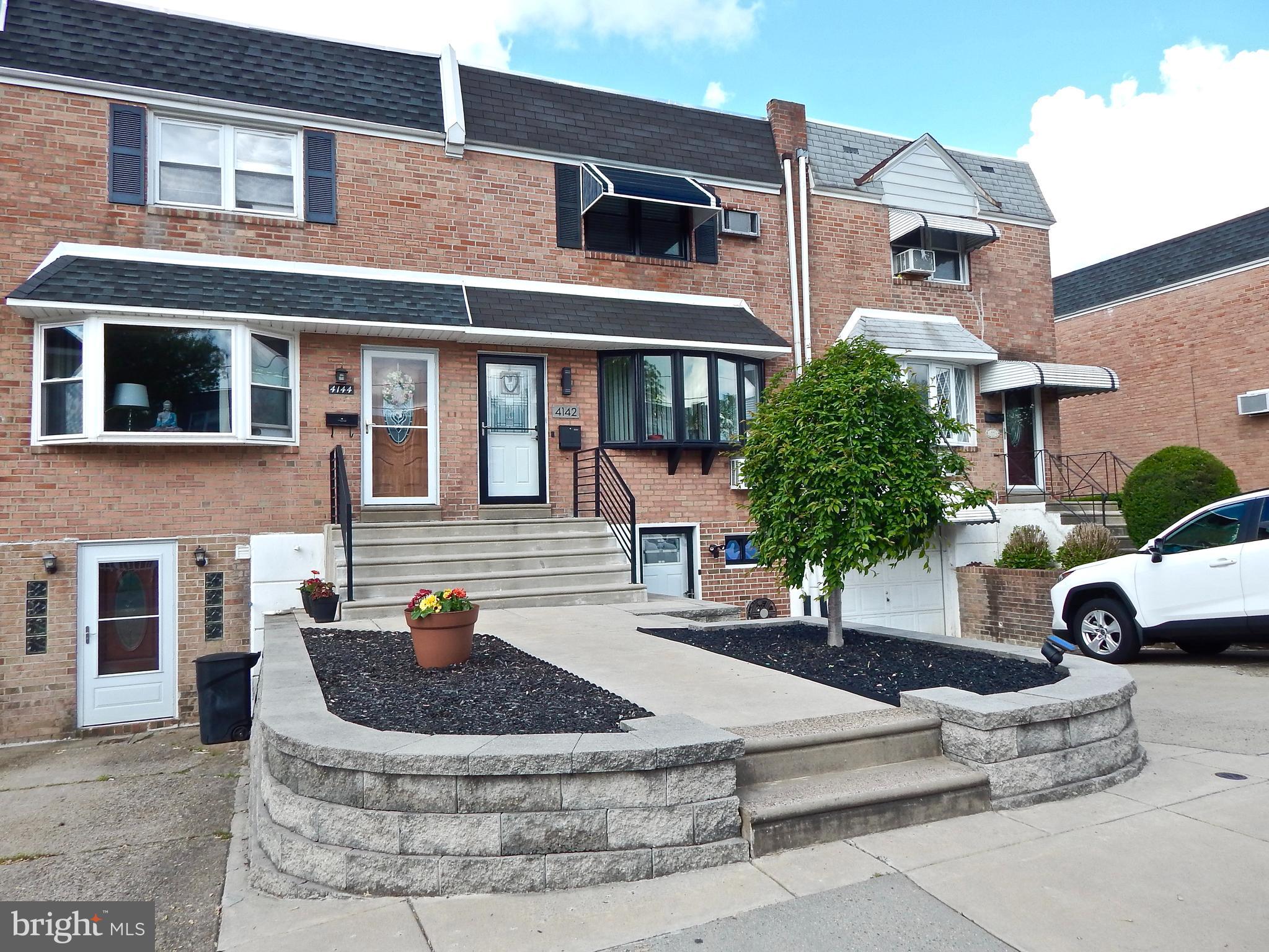4142 Fairdale Road Philadelphia, PA 19154 - Photo 3 of 60 Gallery Image 3