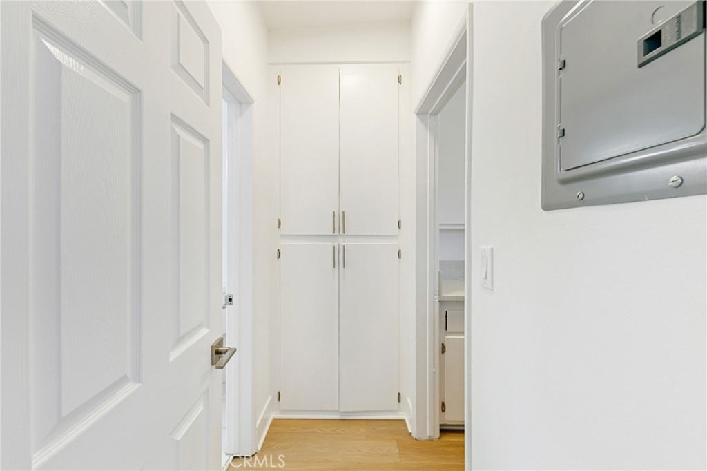 1242 Cedar Avenue Long Beach, CA 90813 - Photo 15 of 22 a view of bathroom