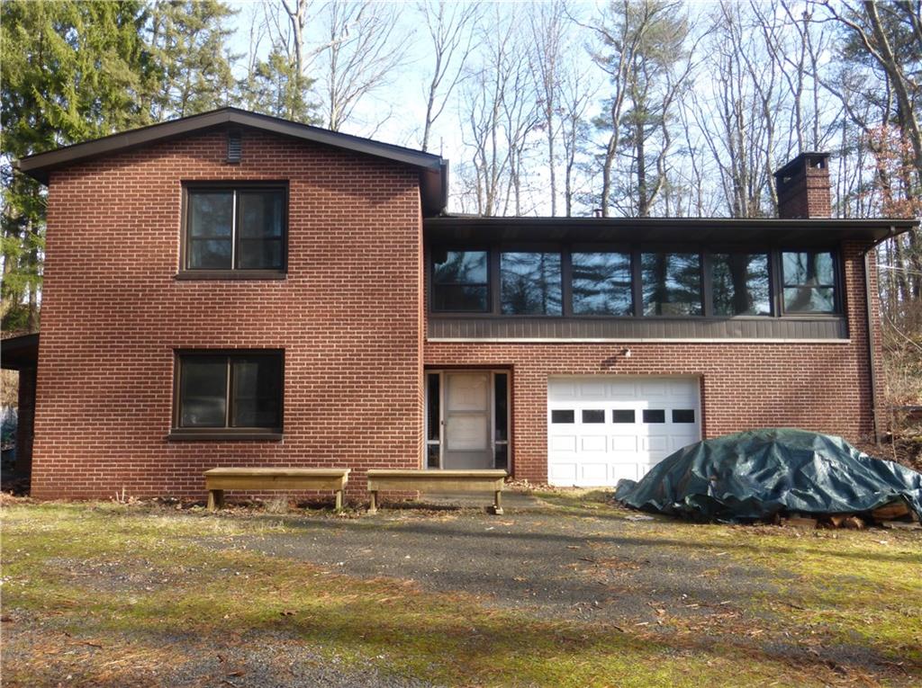 129 Overbrook Road Valencia, PA 16059 - Photo 1 of 23 Gallery Image 1