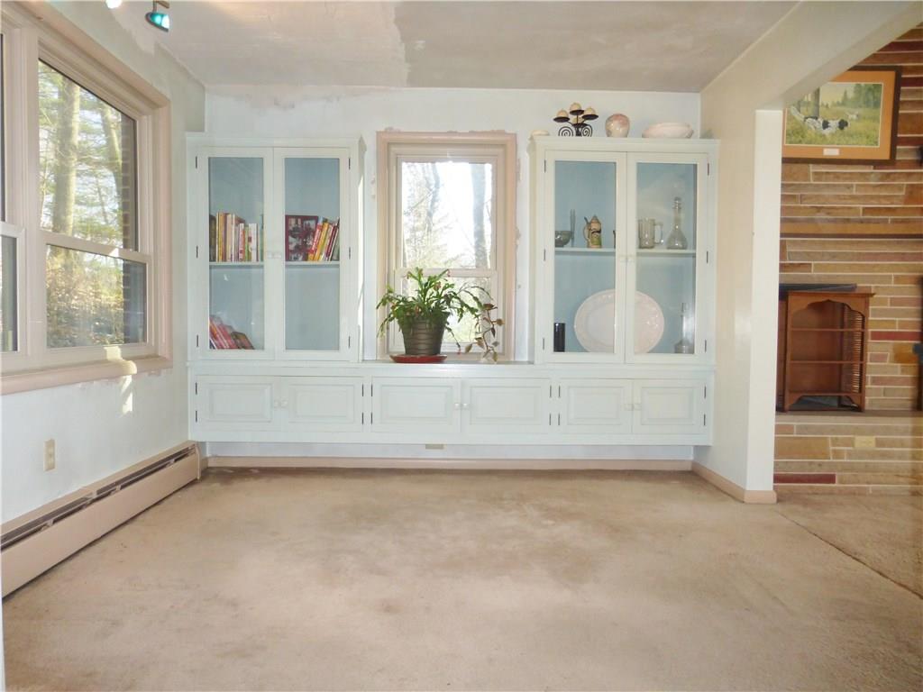 129 Overbrook Road Valencia, PA 16059 - Photo 4 of 23 Gallery Image 4