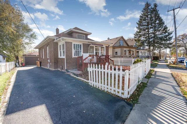 $255,000 | 1311 Kane Street, Aurora, IL 60505