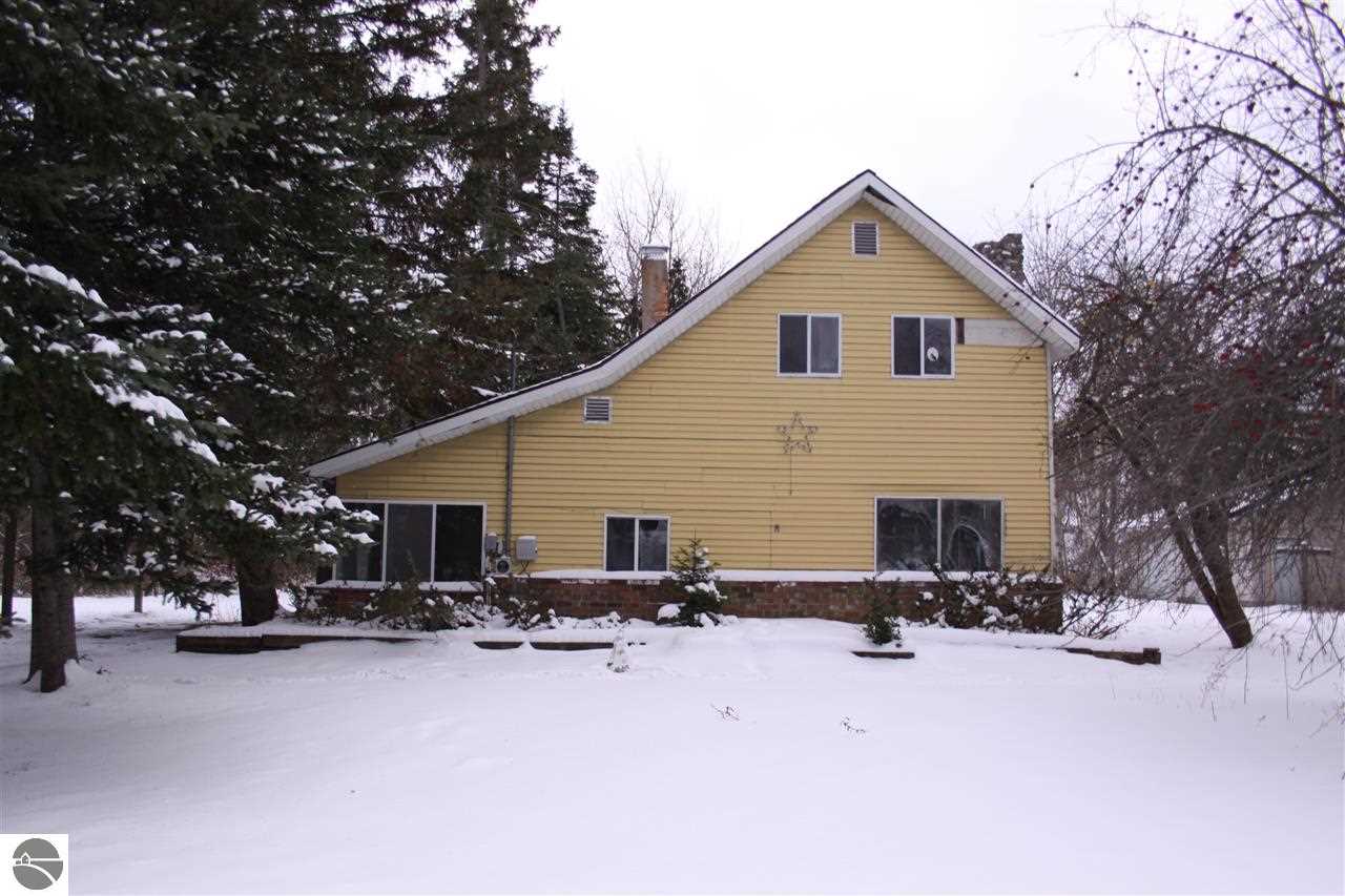 7741 Old Platte Road Beulah, MI 49617 - Photo 1 of 33 1779229.JPG