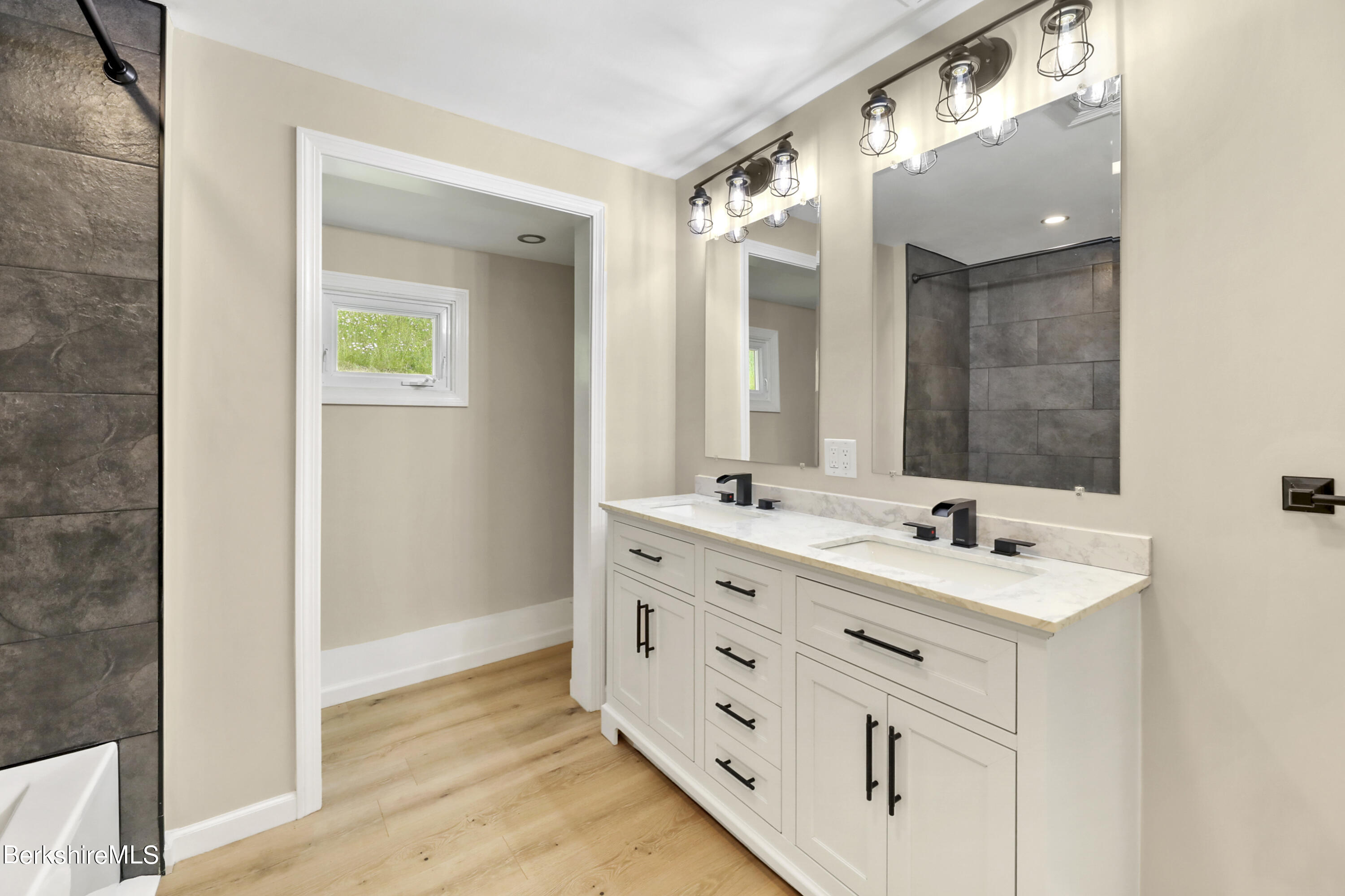 656 Reservoir Road North Adams, MA 01247 - Photo 14 of 34 Bathroom