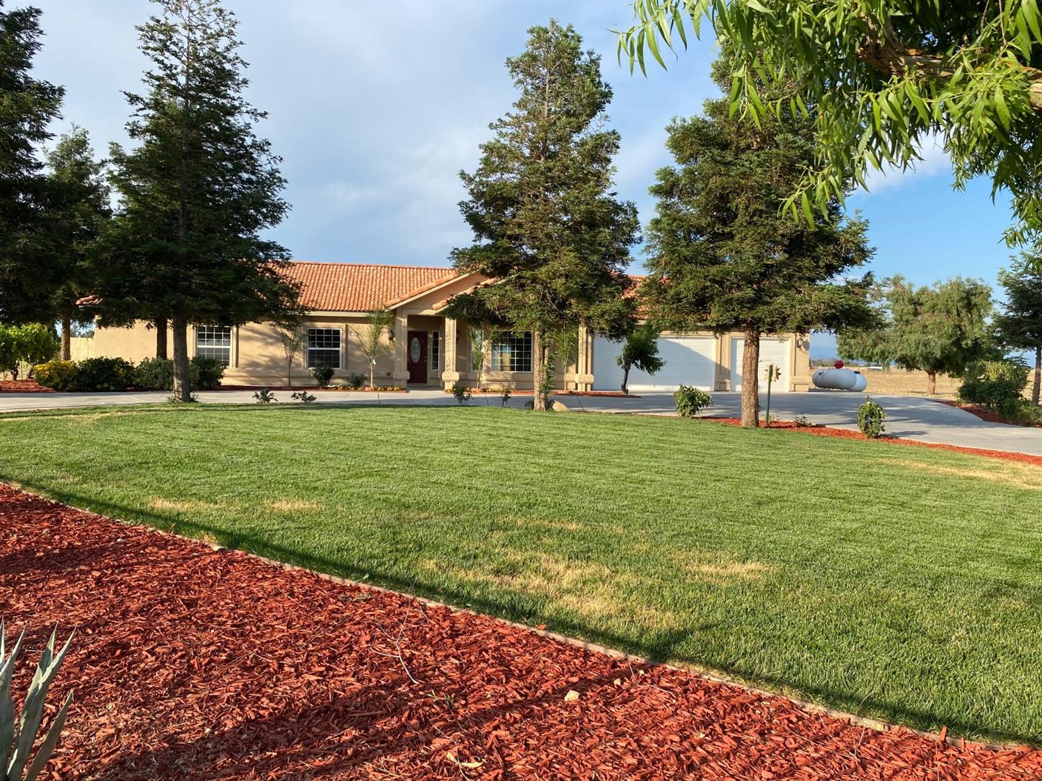 21537 Elmwood Road Madera, CA 93638 - Photo 5 of 13 Gallery Image 5