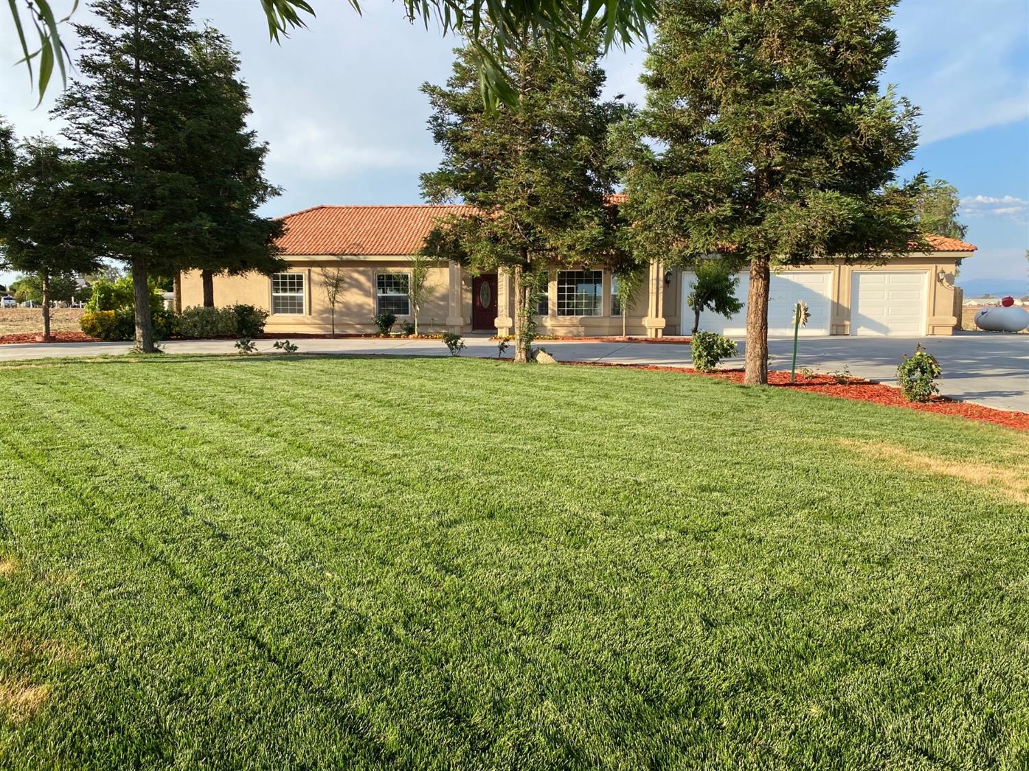 21537 Elmwood Road Madera, CA 93638 - Photo 8 of 13 Gallery Image 8