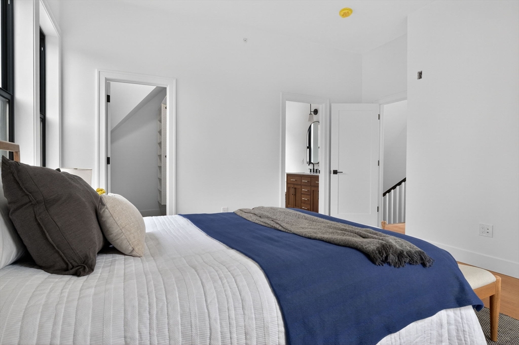 22 Spring Hill Terrace, Unit 22 Somerville, MA 02143 - Photo 14 of 27