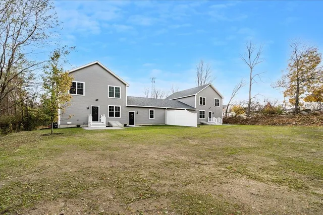 $729,000 | 5 Jennifer Drive, Unit B, Merrimack, NH 03054