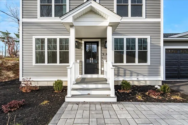 $729,000 | 5 Jennifer Drive, Unit B, Merrimack, NH 03054