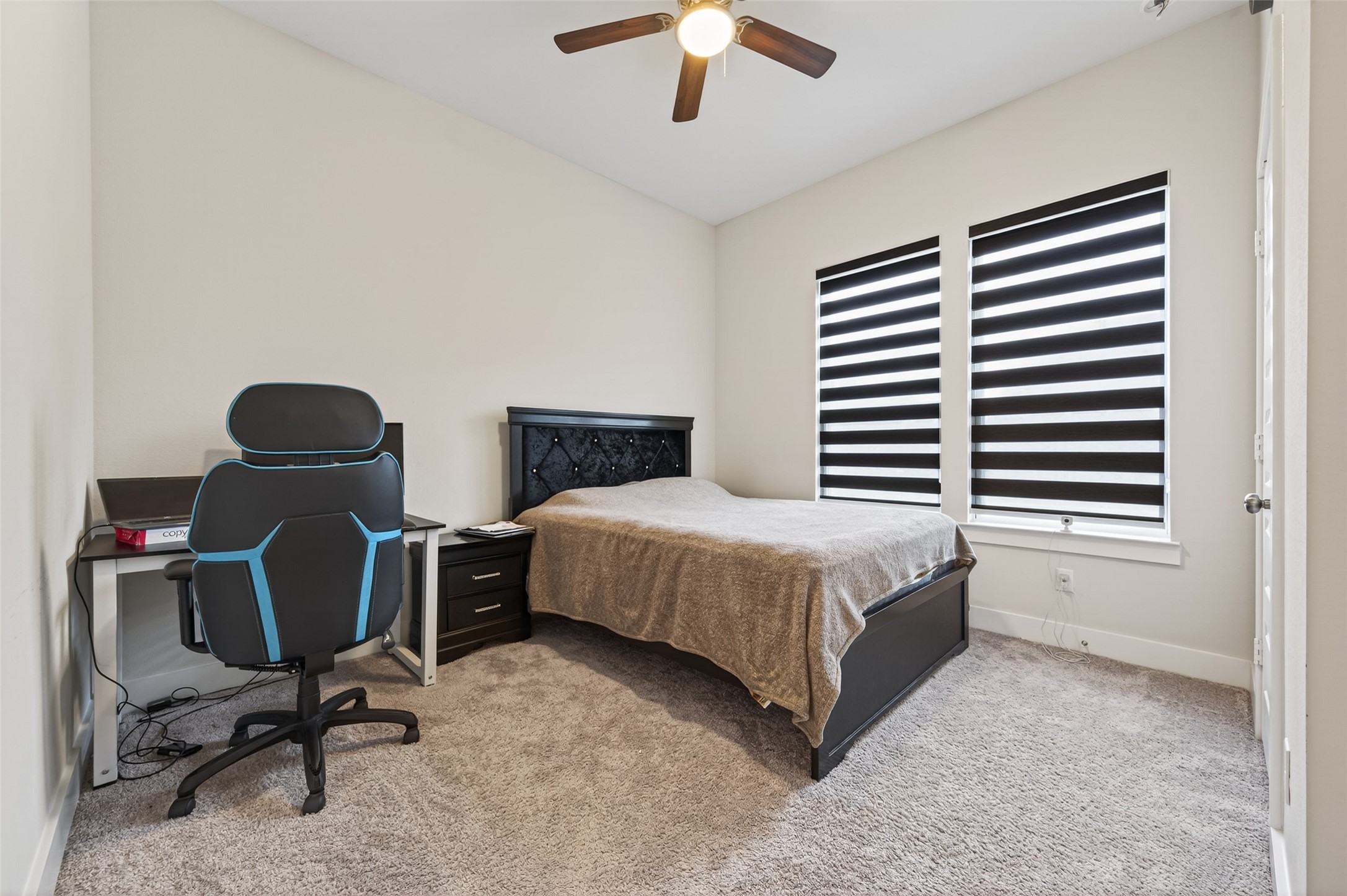 147 Nightshade Street Richmond, TX 77406 - Photo 23 of 47 First floor bedroom- All bedrooms have ceiling fans.