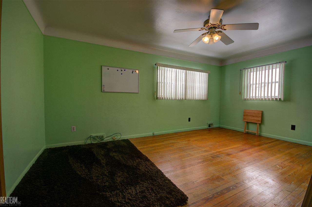 53486 Dequindre Road Utica, MI 48316 - Photo 12 of 21