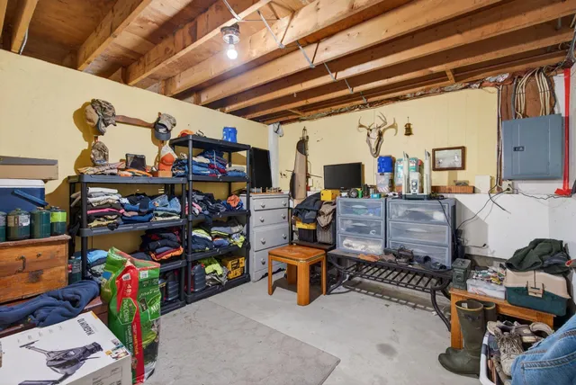 $285,000 | 3187 Middle Road, Sidney, ME 04330